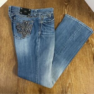 Miss Me Women's Low Rise Bootcut Starched Jeans Size 31 Rodeo Cowgirl Western